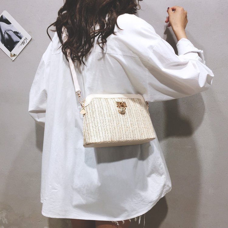 One shoulder woven shell bag
